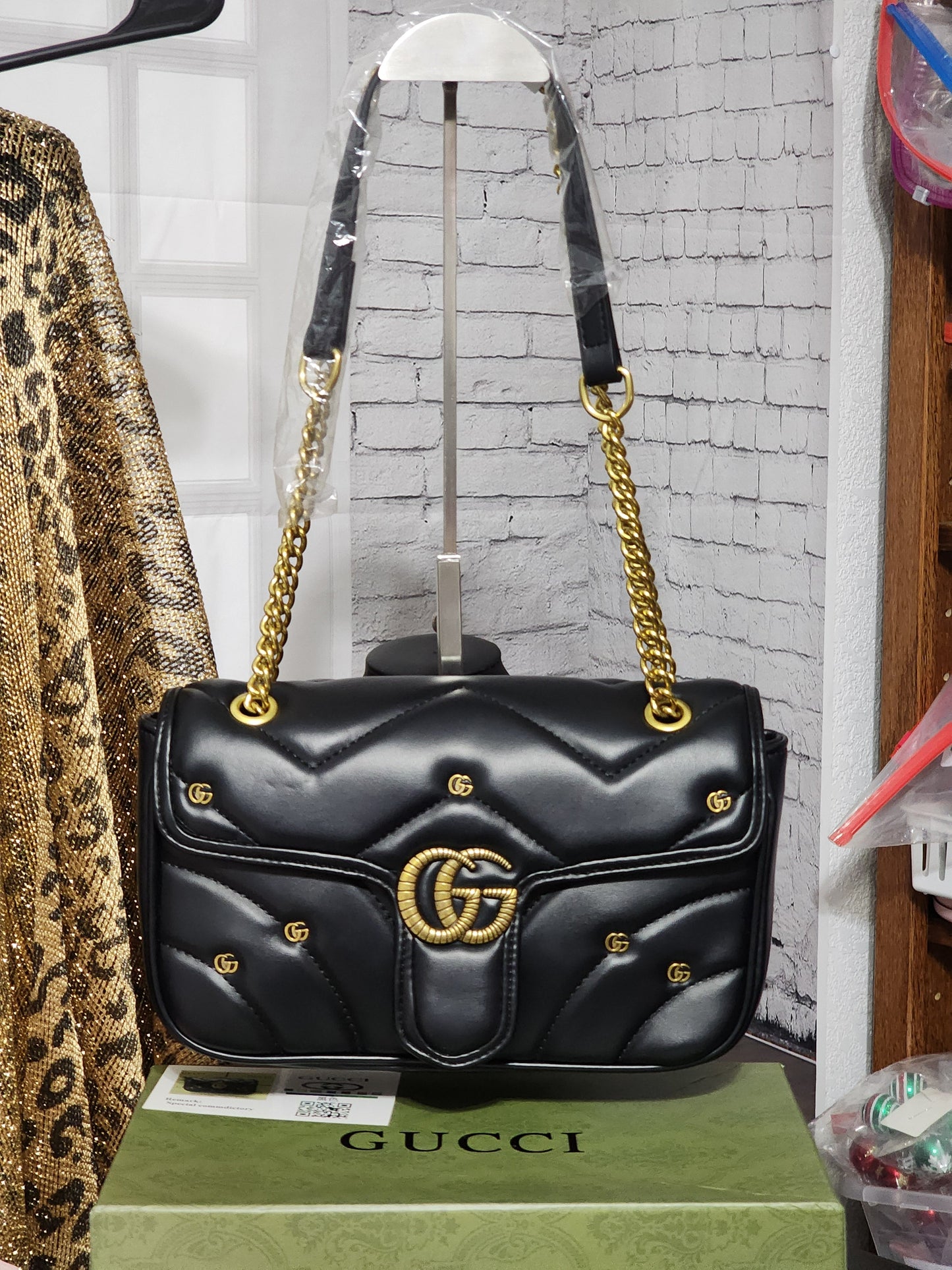 Fashion Handbags (ON SALE)