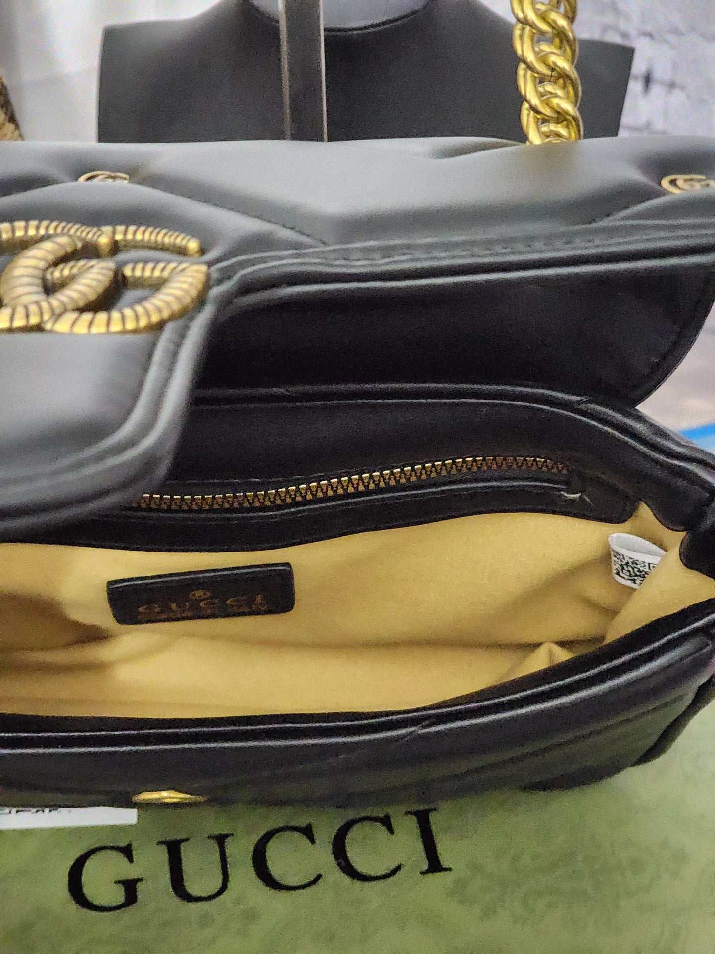Fashion Handbags (ON SALE)