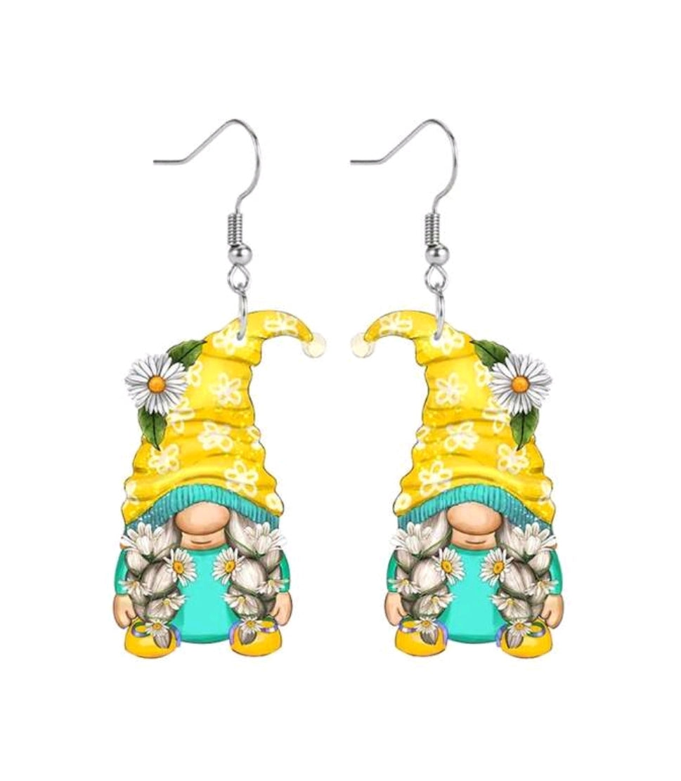 Gnome with Daisy Earrings