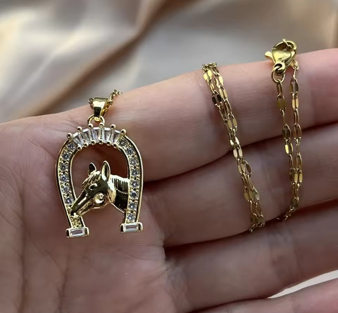 Gold Stainless Steel Horse Shoe Pendant Necklaces