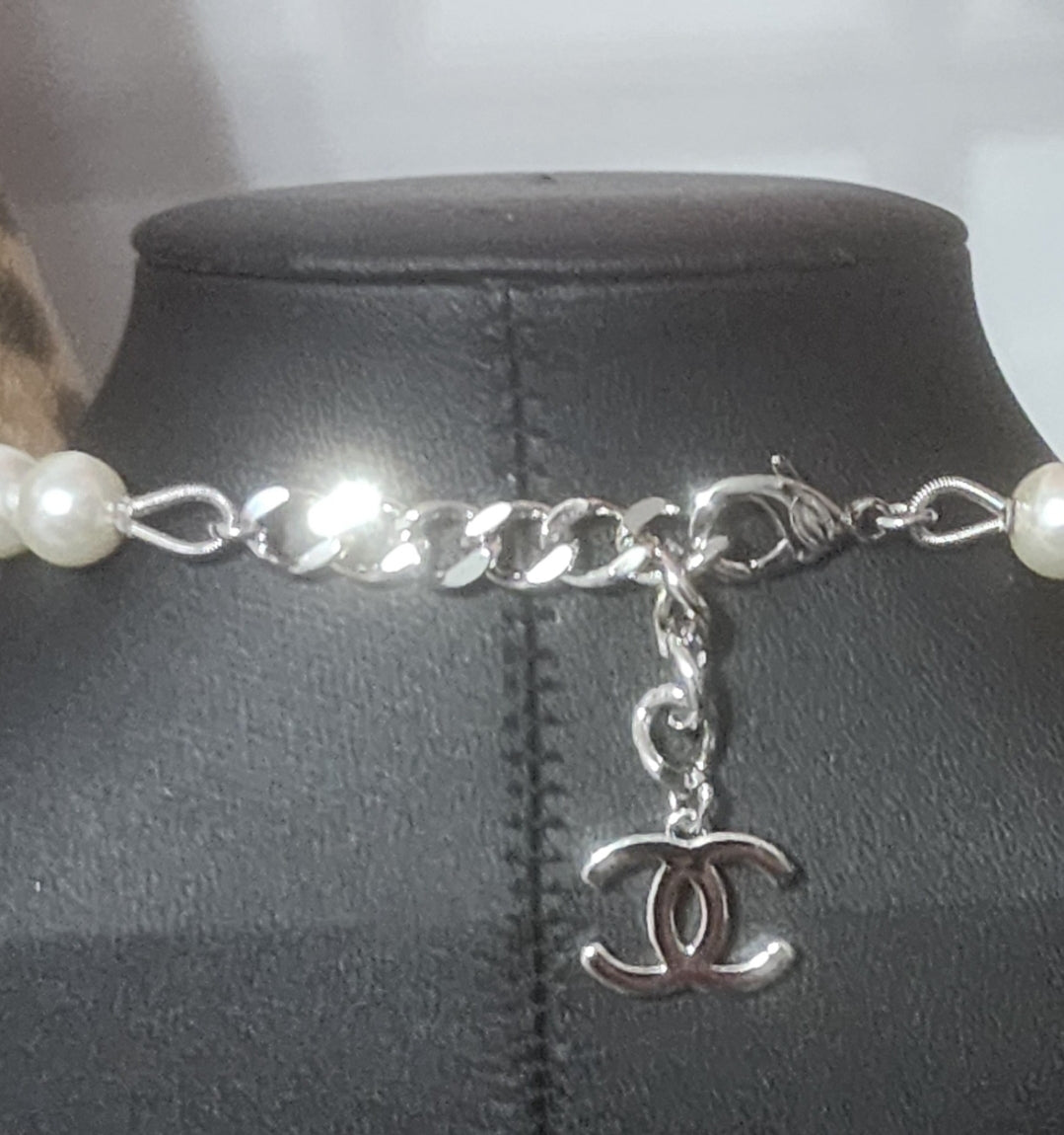 Single Strand Pearl Necklaces