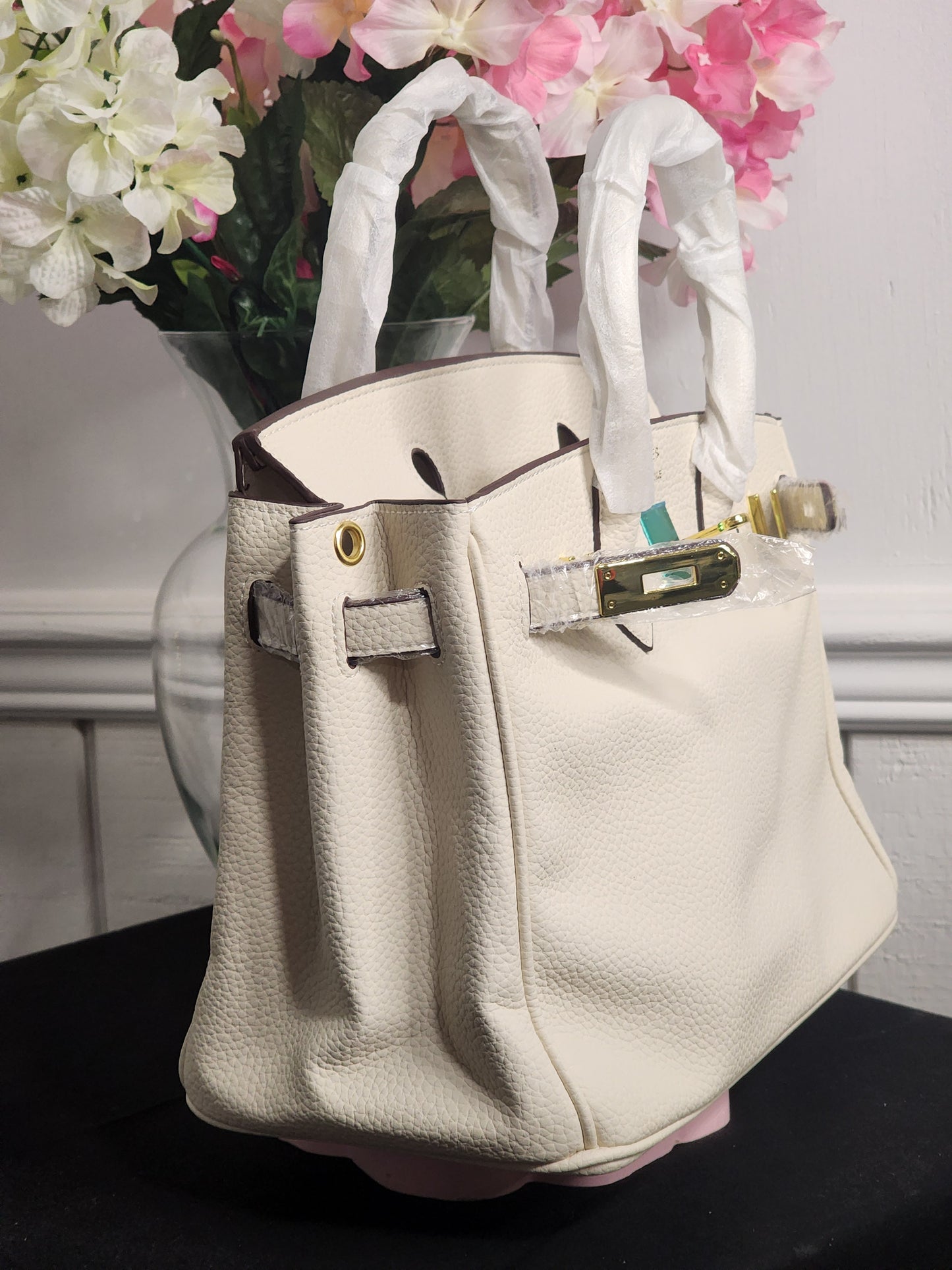 Fashion Handbags (ON SALE)