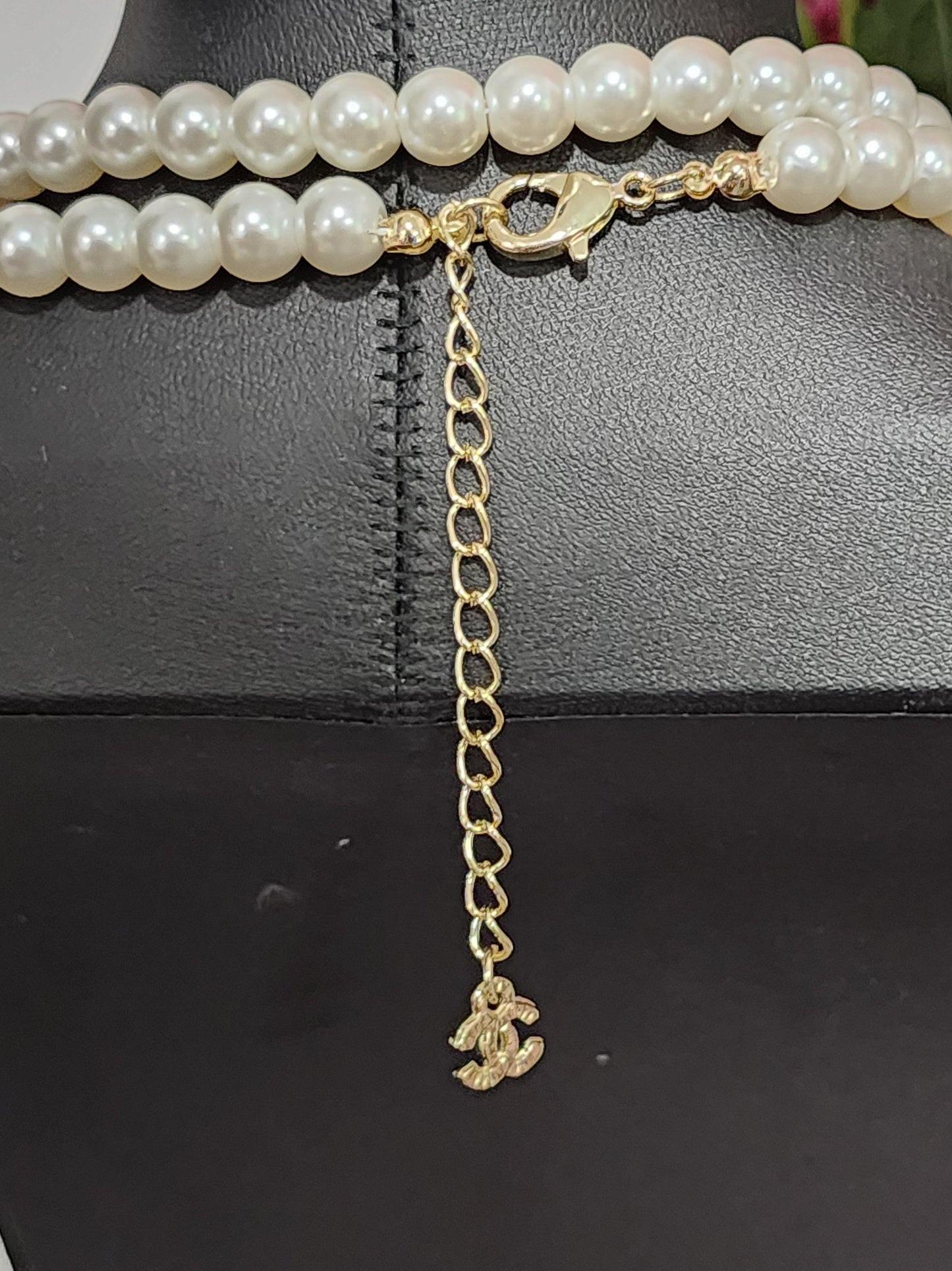 Single Strand Pearl Necklaces