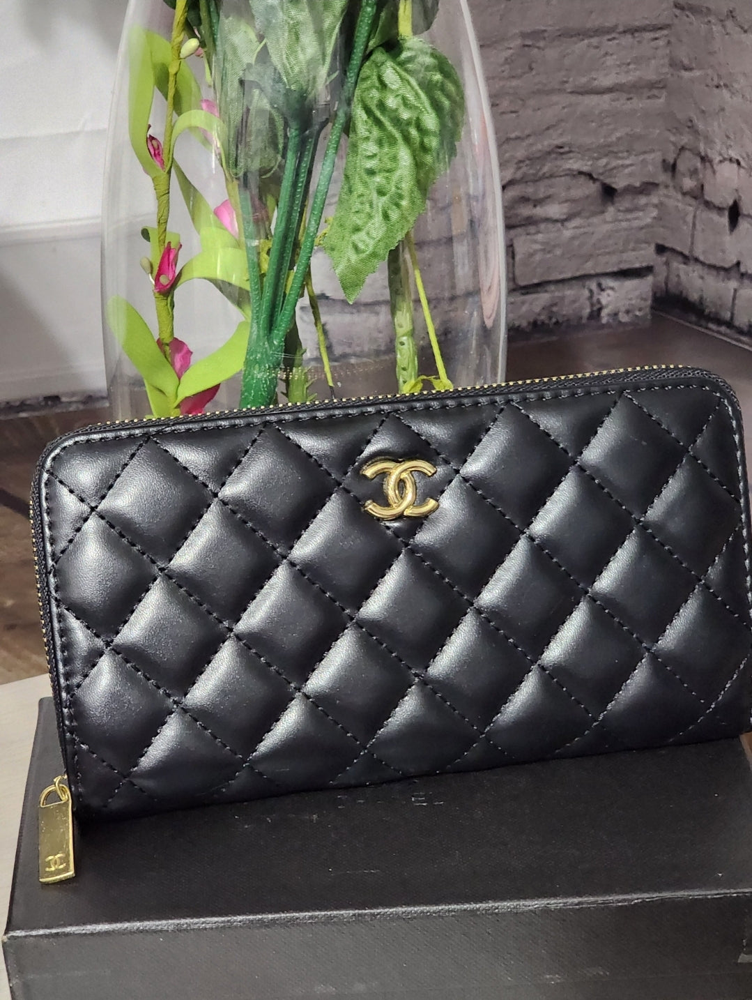 Fashion Inspired Long Wallets, Half Wallets and Credit Card Holders