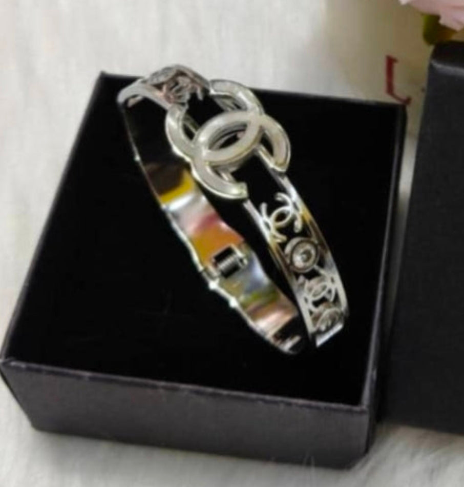 Stainless Steel Earrings or Bracelets