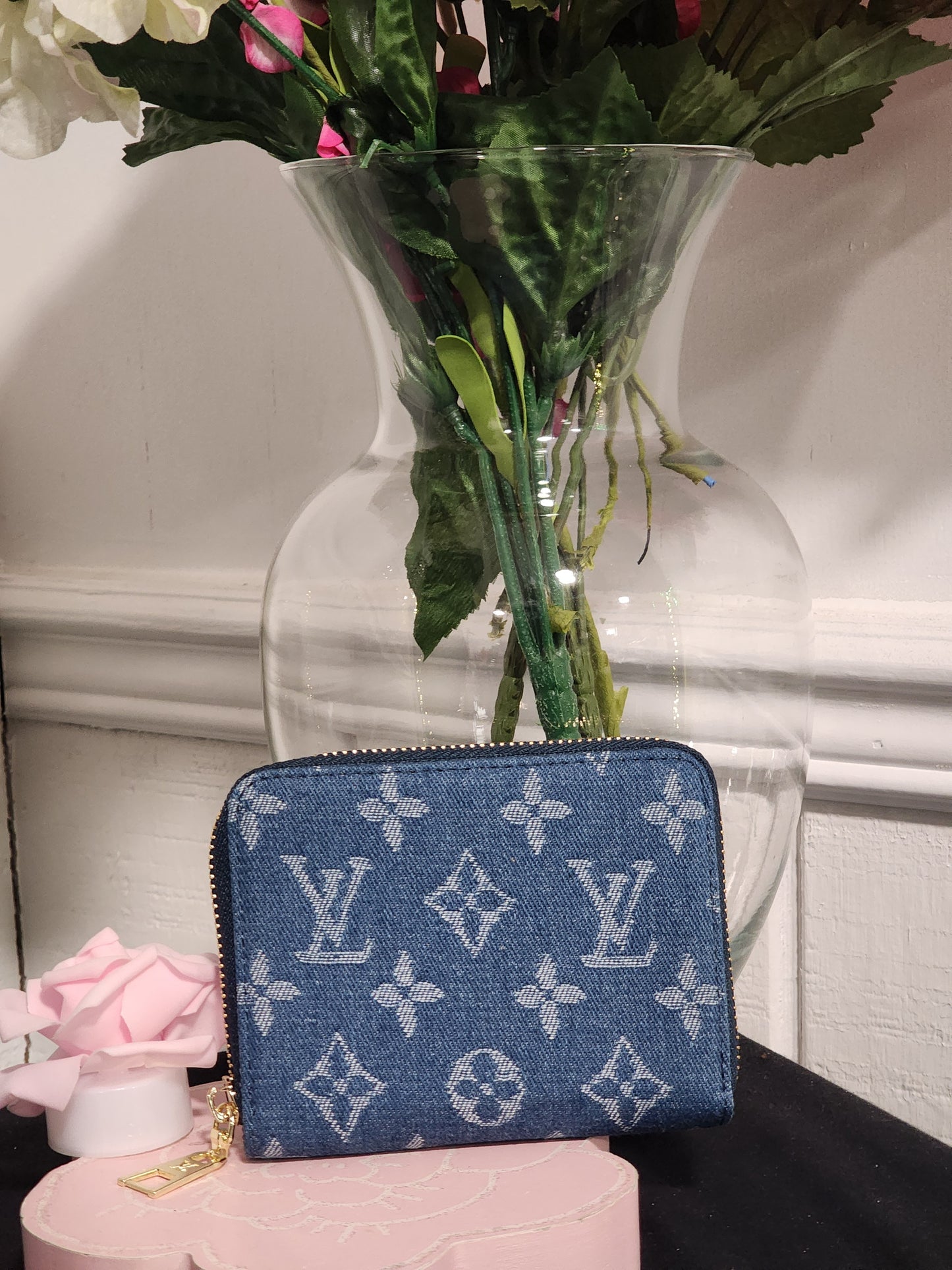 Half Wallets, Long Wallets and Credit Card Holders (ON SALE)