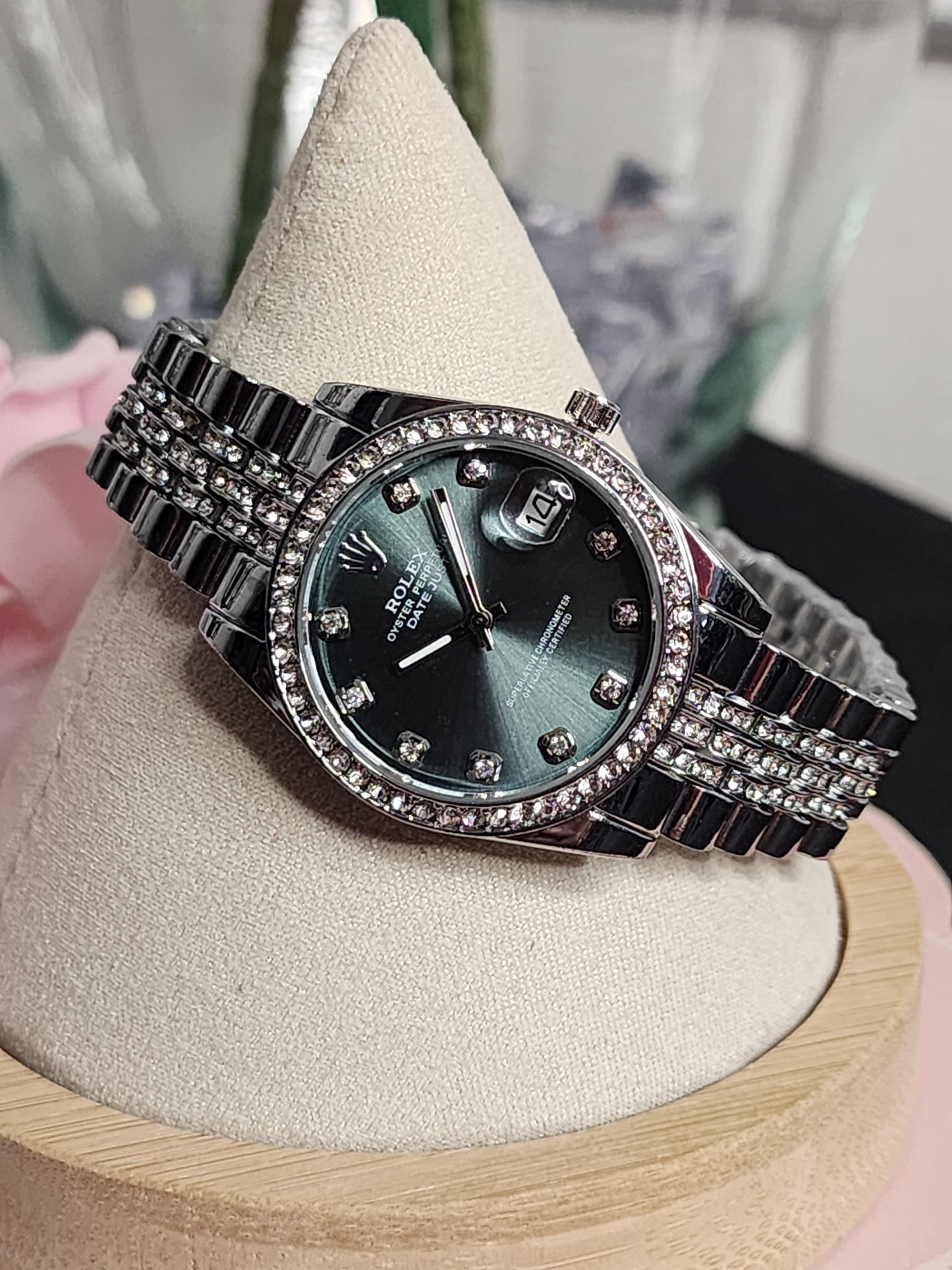 Fashion Silver or Gold Watches