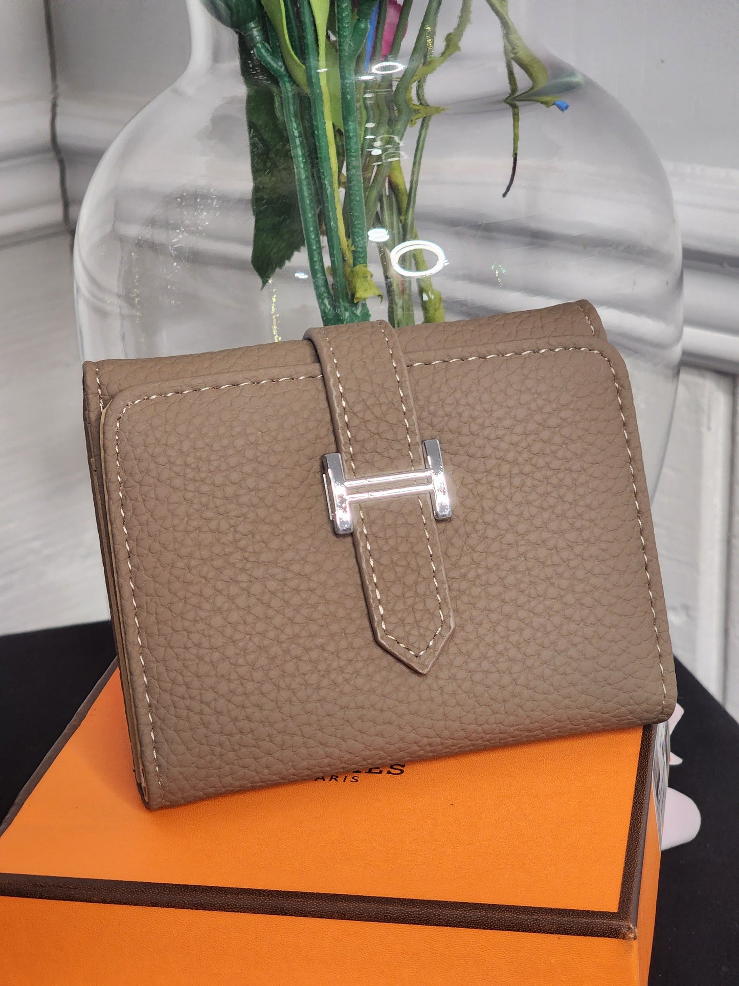 Fashion Handbags (ON SALE)