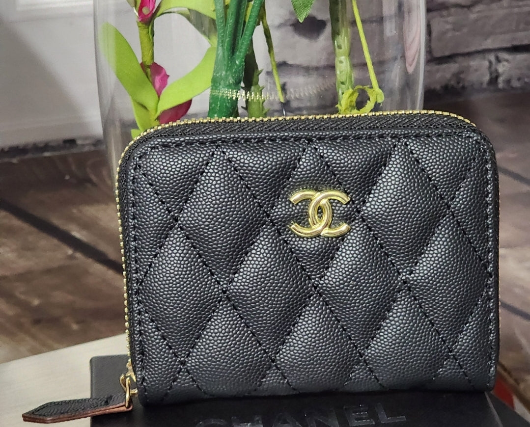 Fashion Inspired Long Wallets, Half Wallets and Credit Card Holders