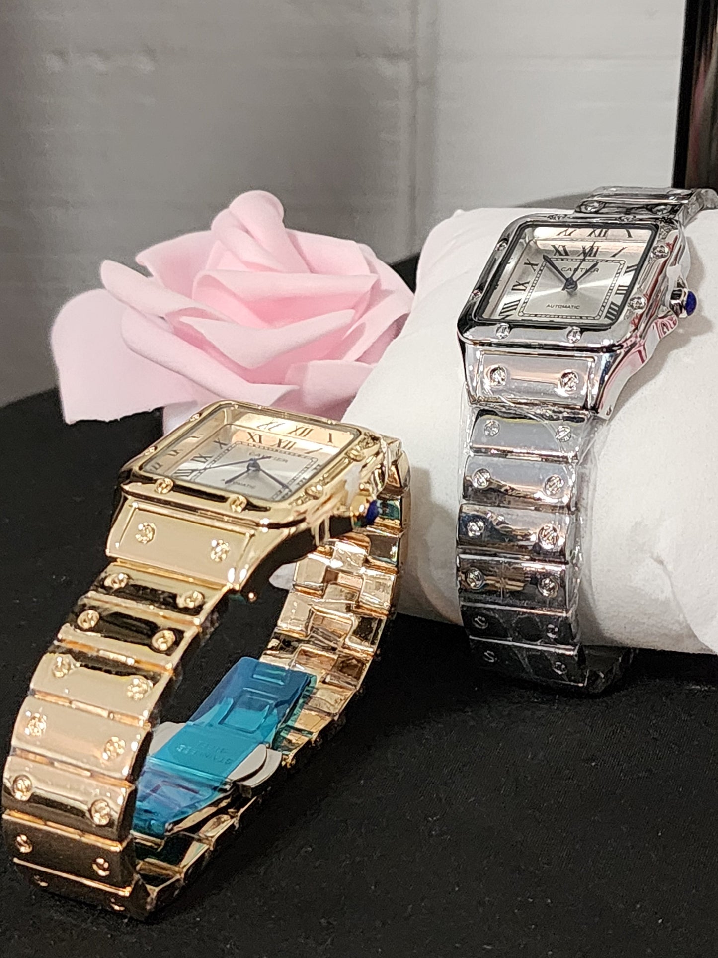 Fashion Silver or Gold Watches