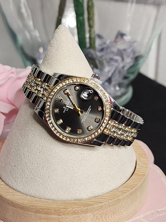 Timeless Elegance: Stylish Silver & Gold Watches