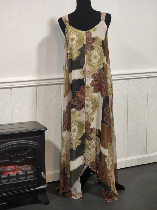 NEW Women's Flowy Dress (Size: Large)