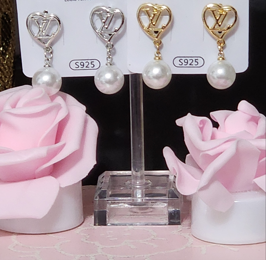 Gold or Silver Pearl Drop Earrings