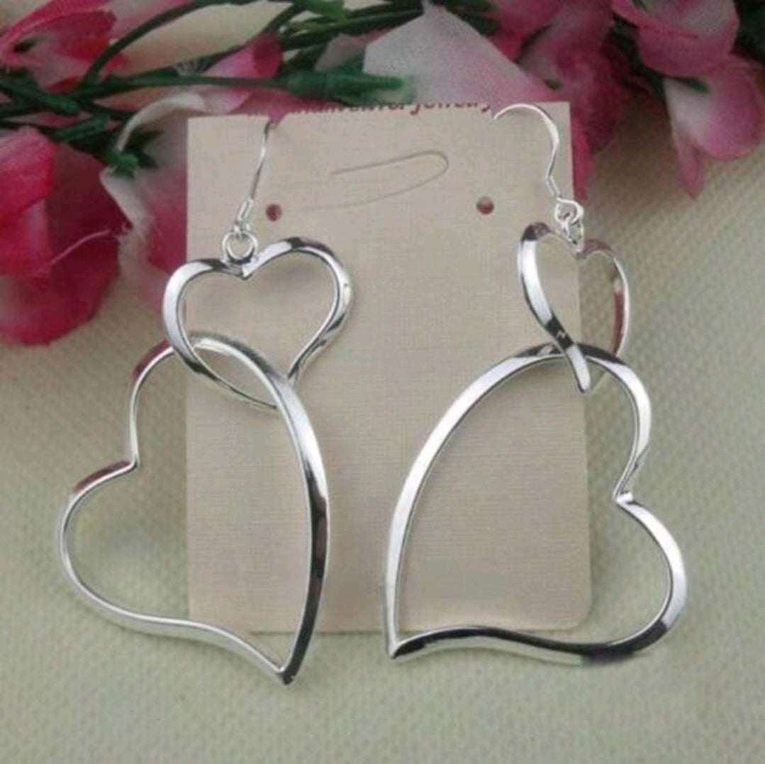 Valentines Day 💝 Heart Earrings