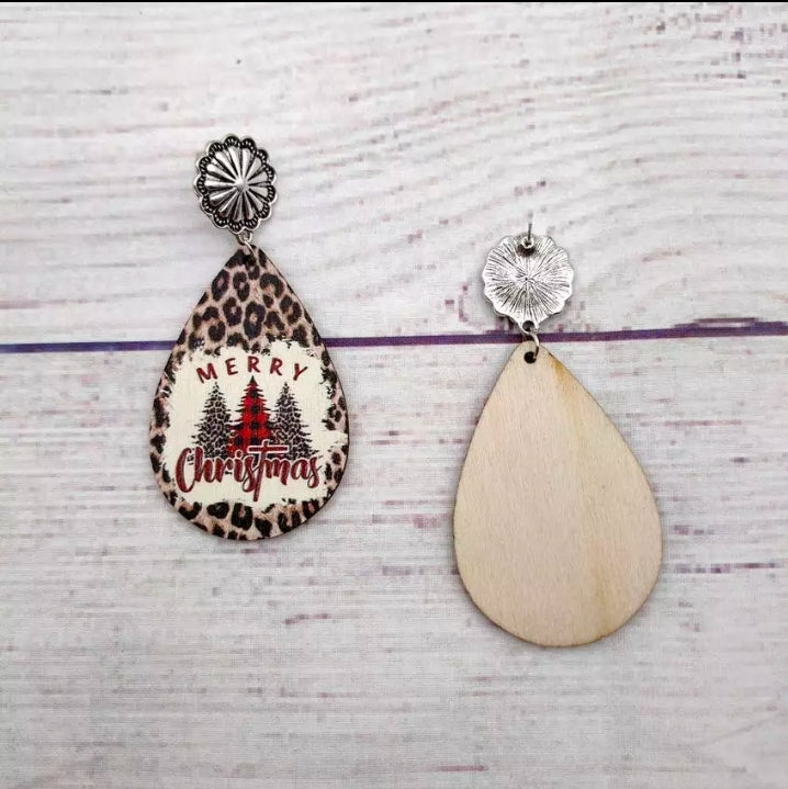 Buffalo Plaid Christmas Tree , Leopard Background Earrings