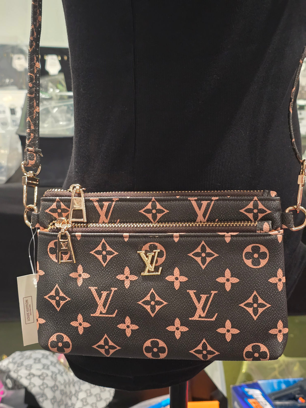 Crossbody/Wristlets