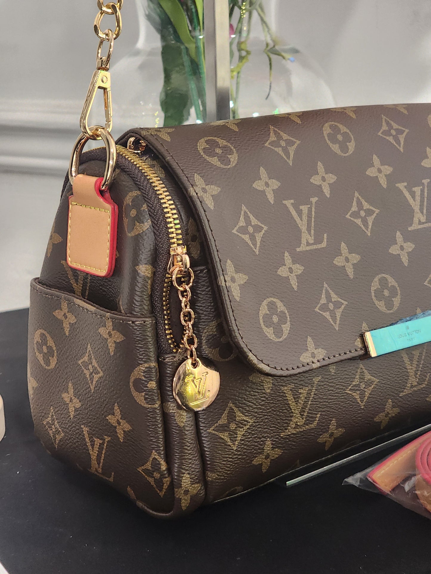 Brown Mono Fashion Handbag (FINAL CLEARANCE SALE)