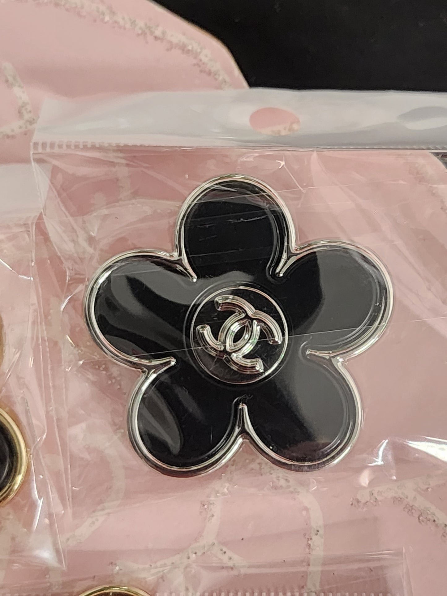 Costume Handmade Fashion Brooches (CLEARANCE SALE)