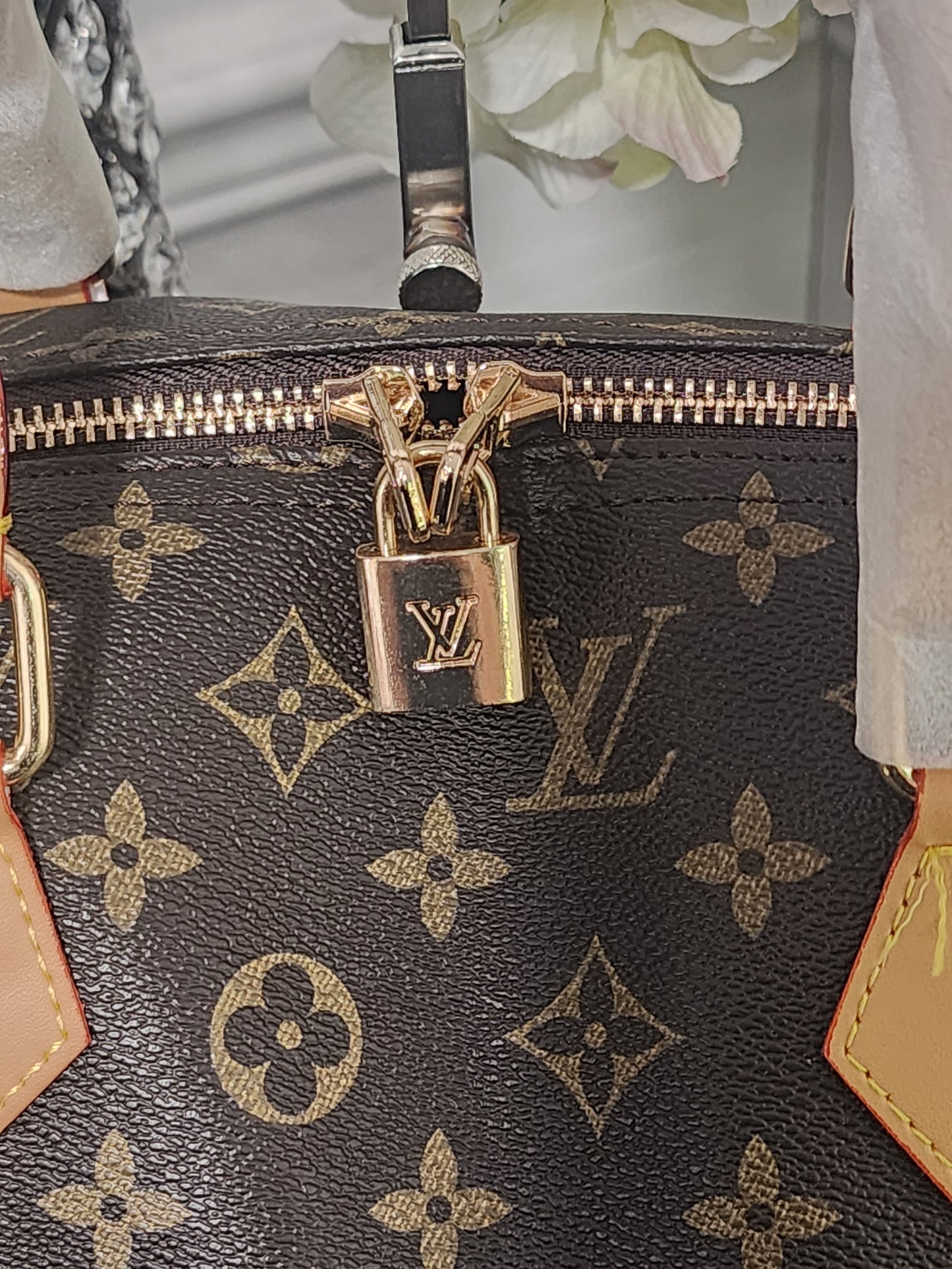 Speedy Style Handbag