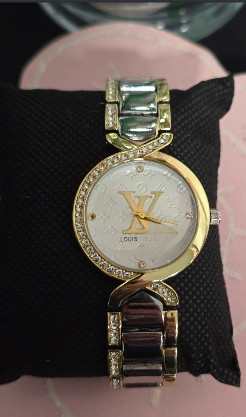 Fashion Watches (ON SALE)