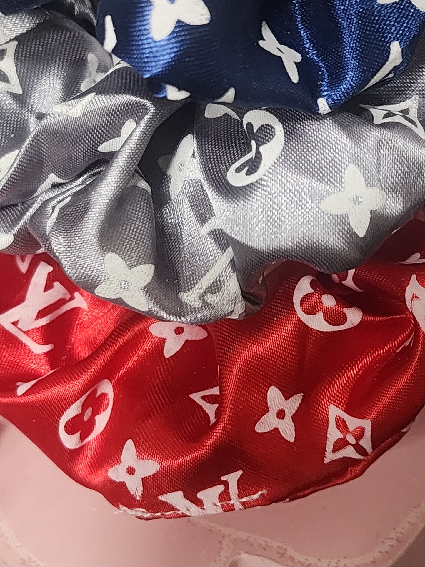 Fashion Hair Scrunchies