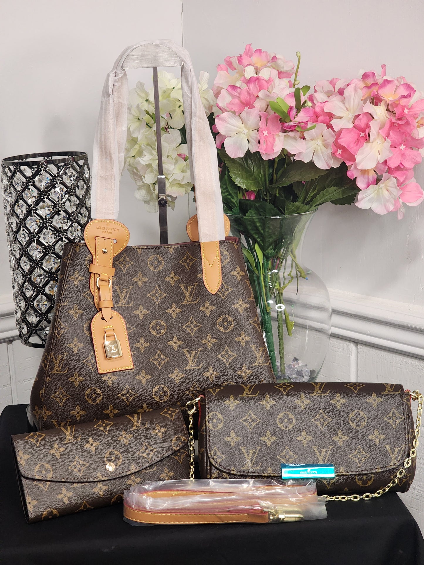 NEW 3 Piece Fashion Handbag, Smaller Clutch/Handbag with Wallet Set (24hrs FLASH SALE ends Thursday 5/4)