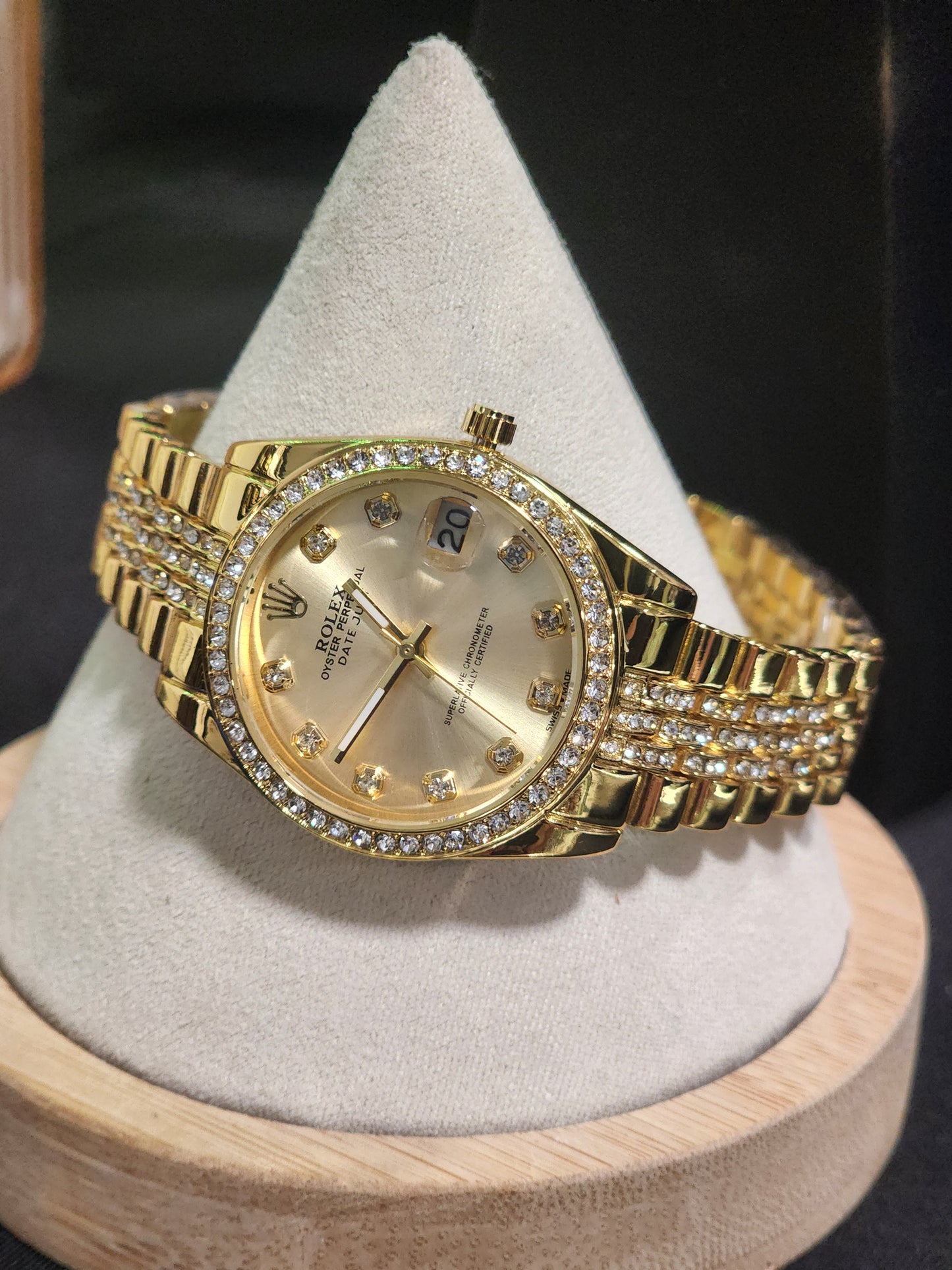 Fashion Silver or Gold Watches