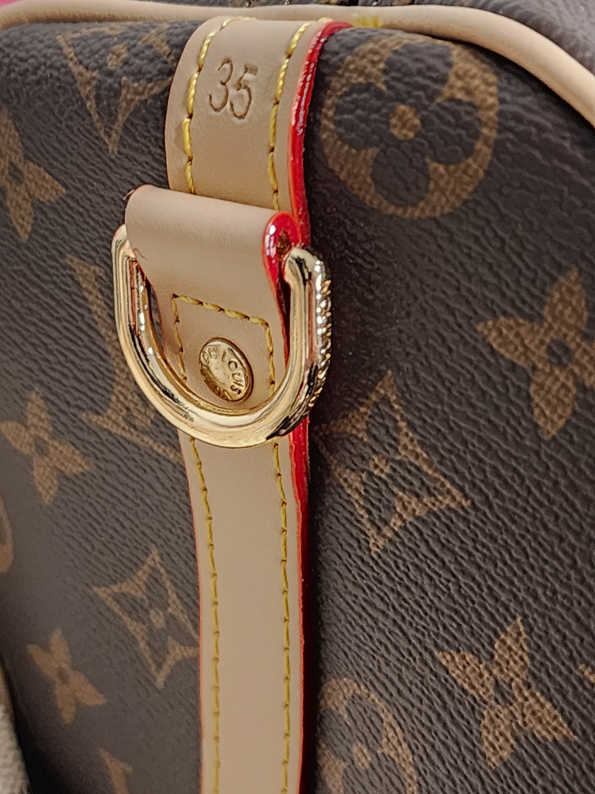 Speedy 35 Style Fashion Handbags (ON SALE)