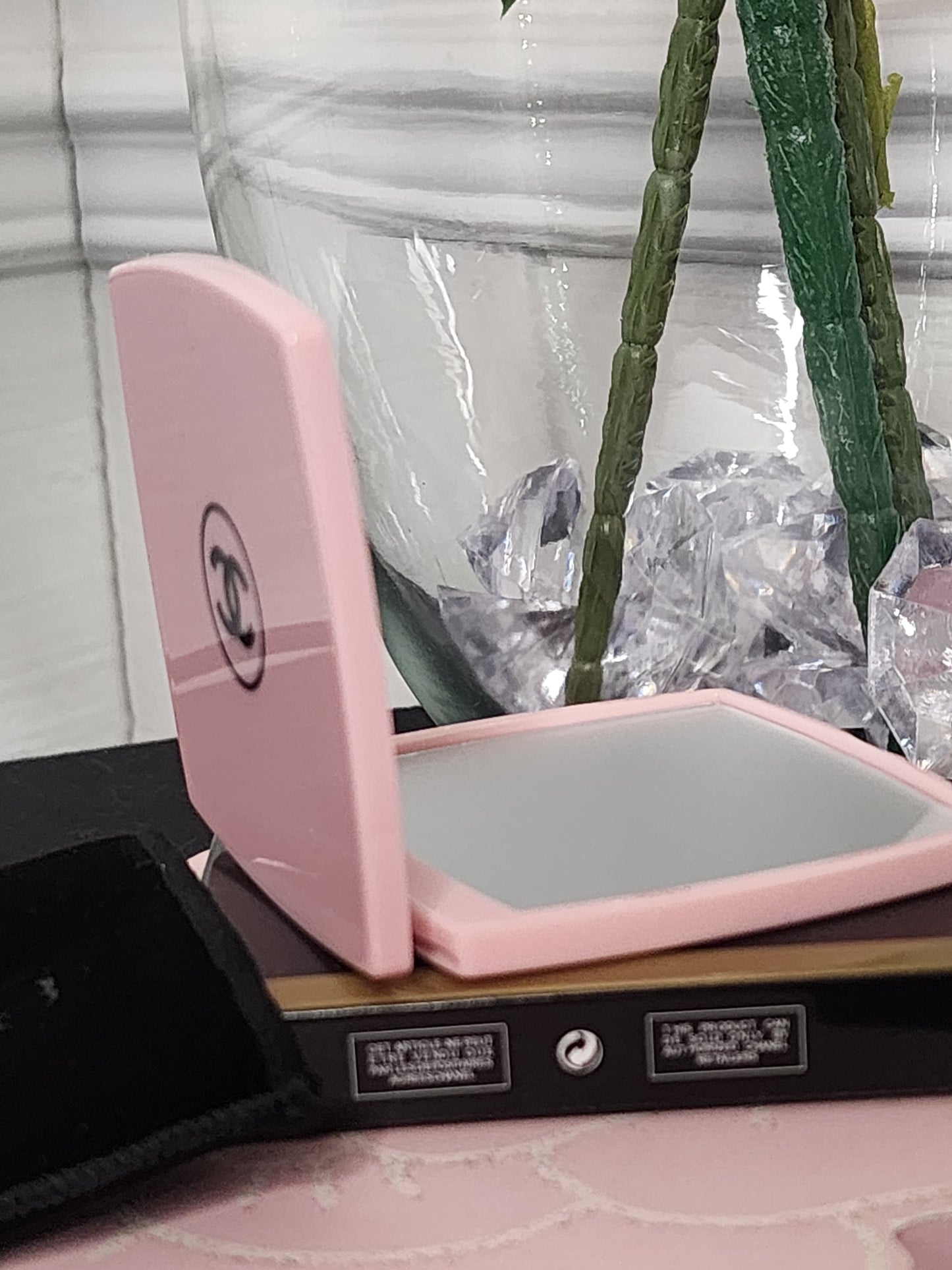 Compact Mirrors with Box