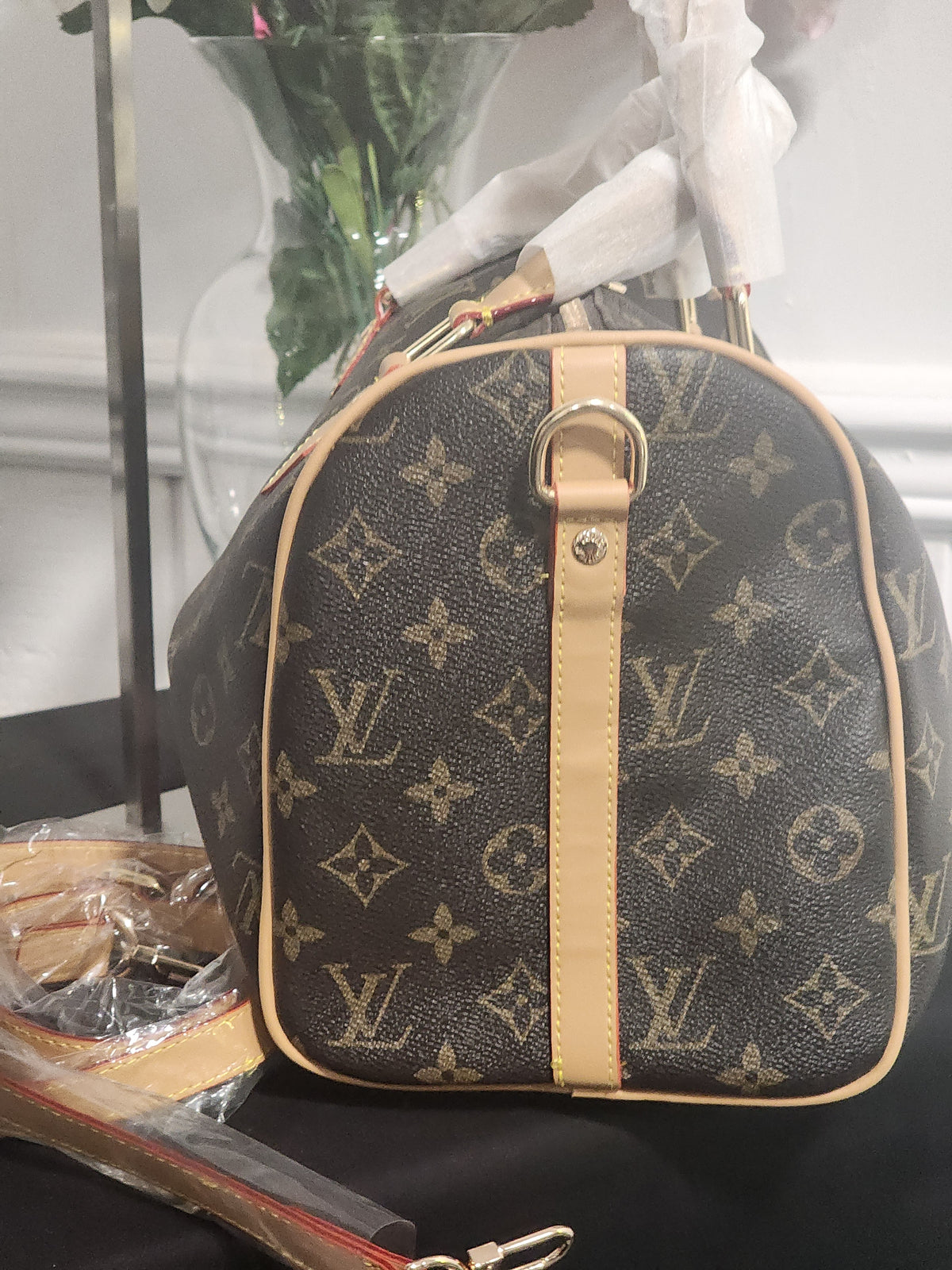 Speedy 35 Style Fashion Handbags (ON SALE)