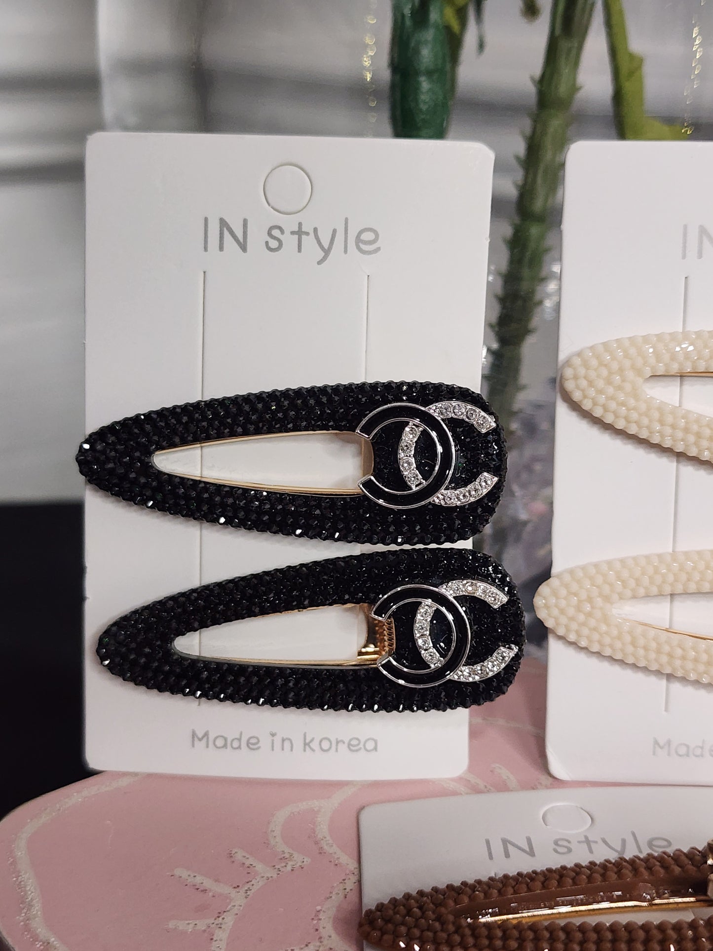 Fashion Hair Clips Sets of 2 (ON SALE)