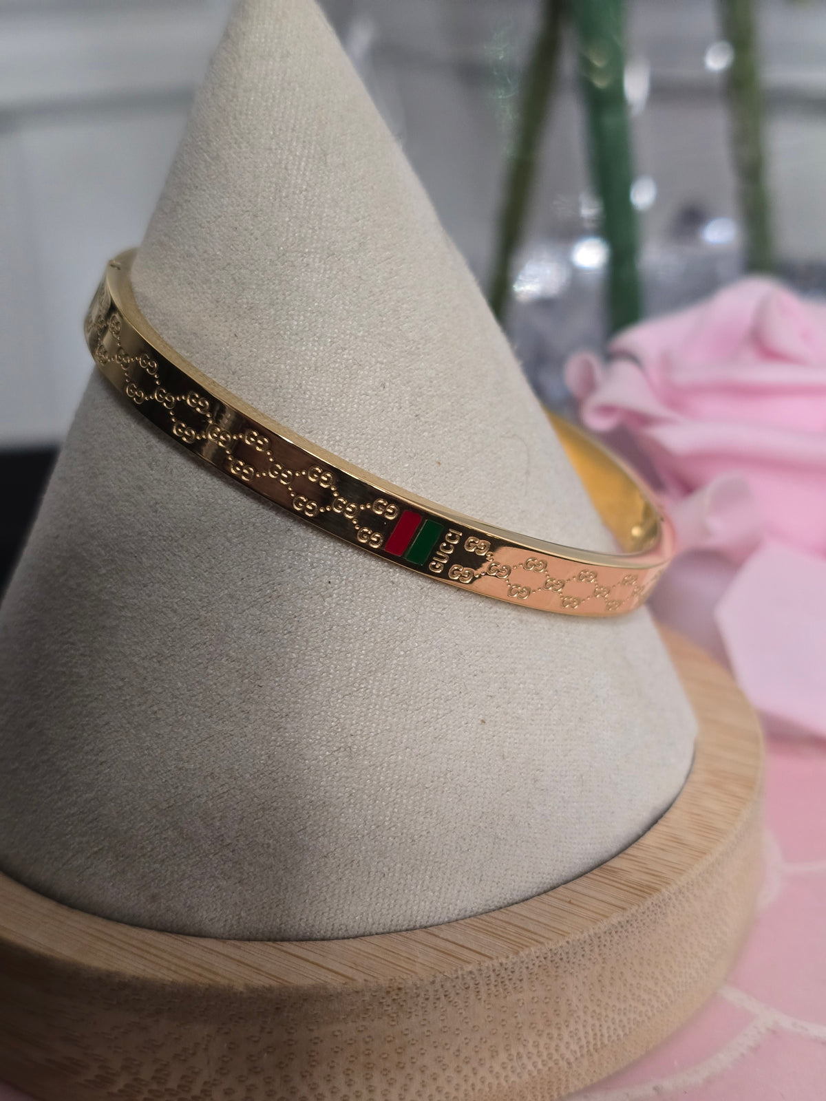 Dainty Classy Gold Stainless Steel Bracelet (ON SALE)