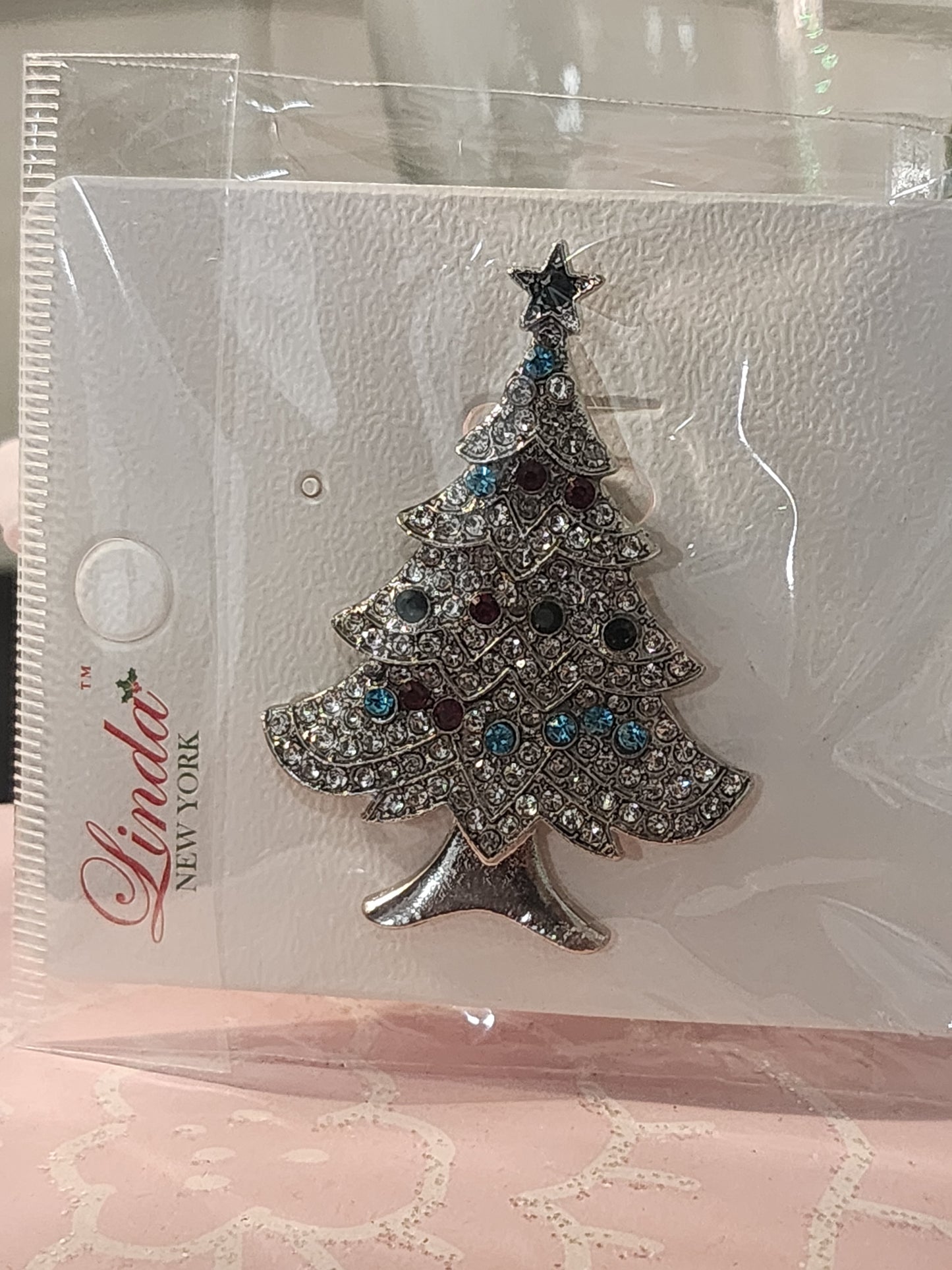 Christmas 🎄 Tree Brooches