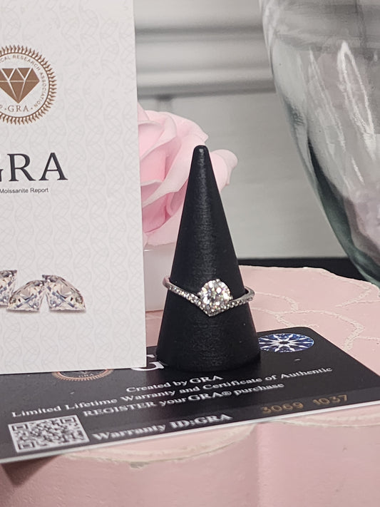 1.0CT Moissanite White White Gold Ring