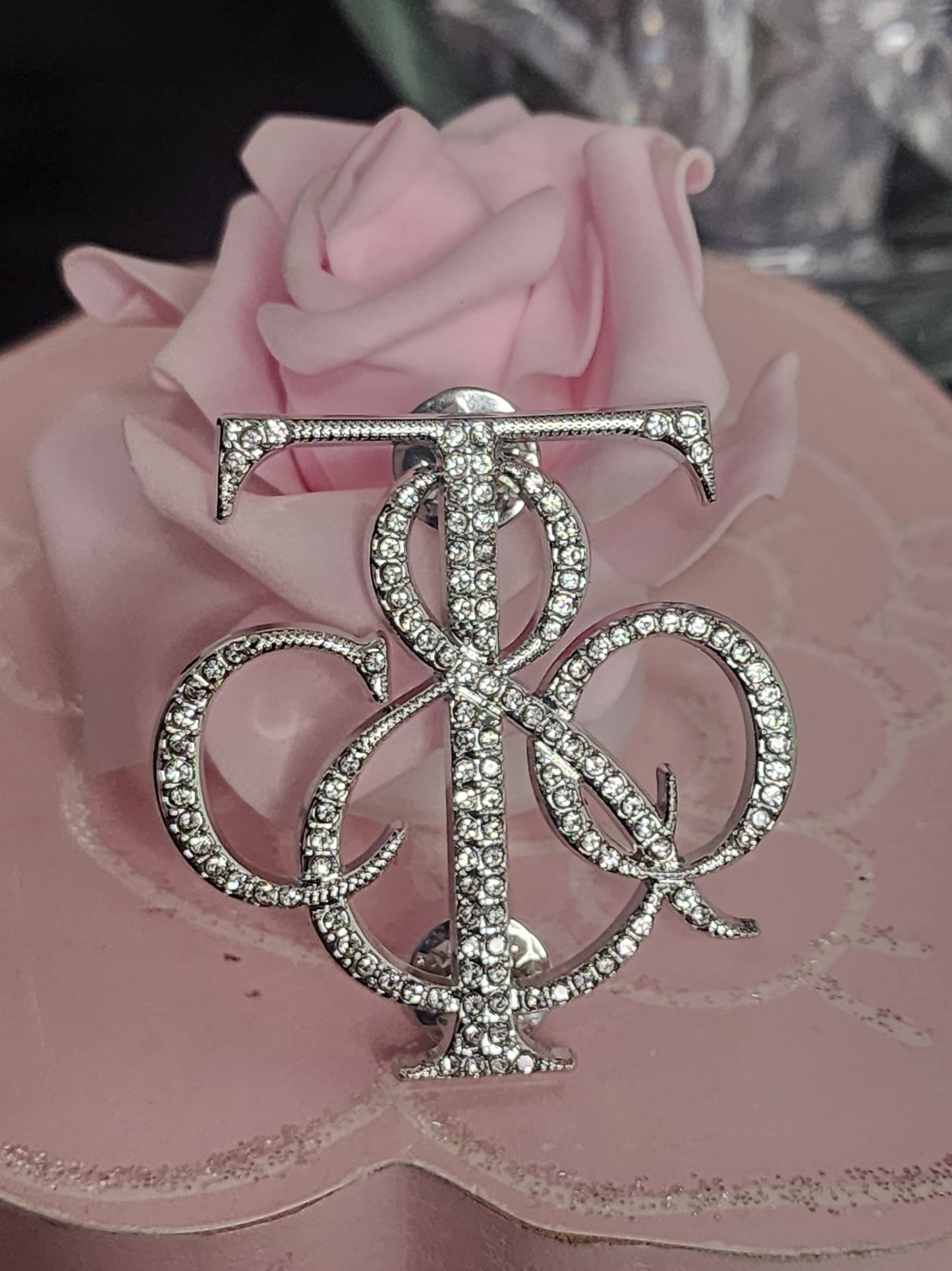 Gold or Silver Rhinestone Brooches
