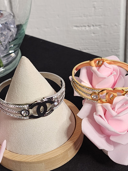 Gold or Silver Stainless Steel Bracelets (ON SALE)