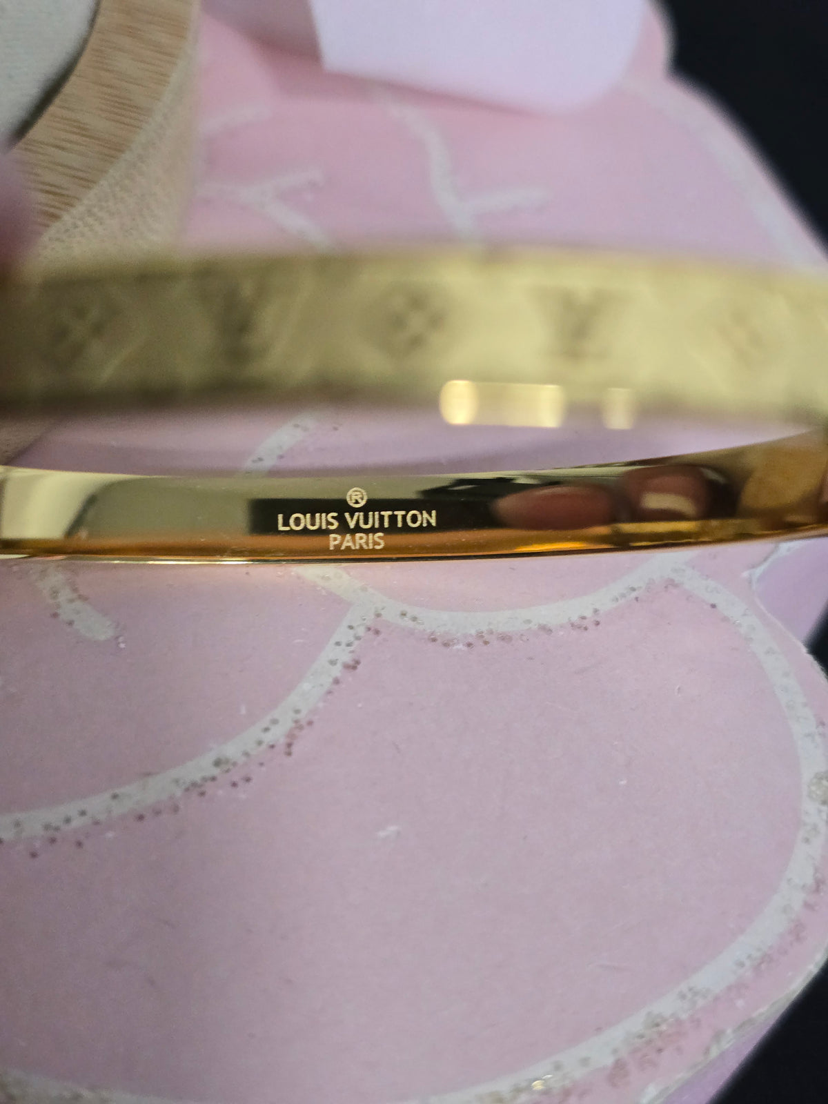 Dainty Classy Gold Stainless Steel Bracelet (ON SALE)