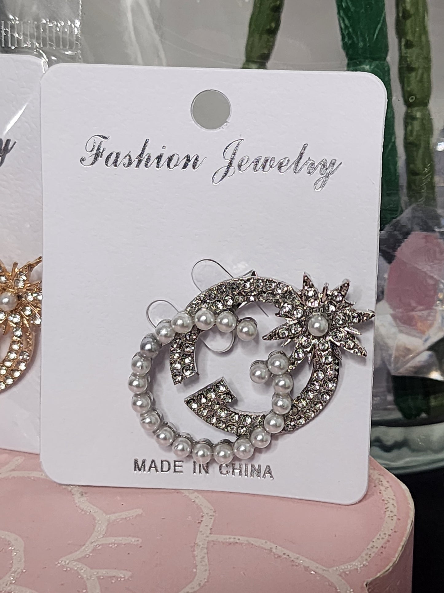 Fashion Brooches