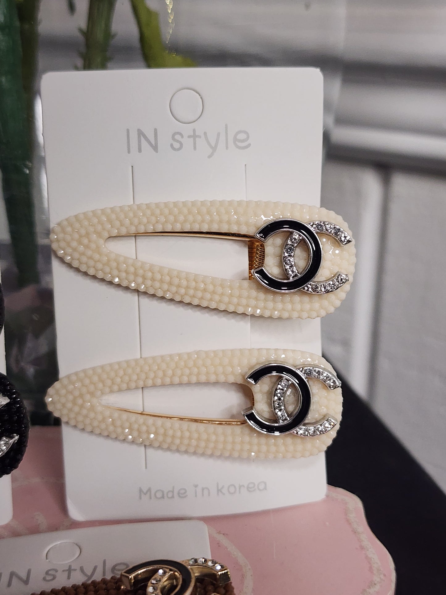 Fashion Hair Clips Sets of 2 (ON SALE)
