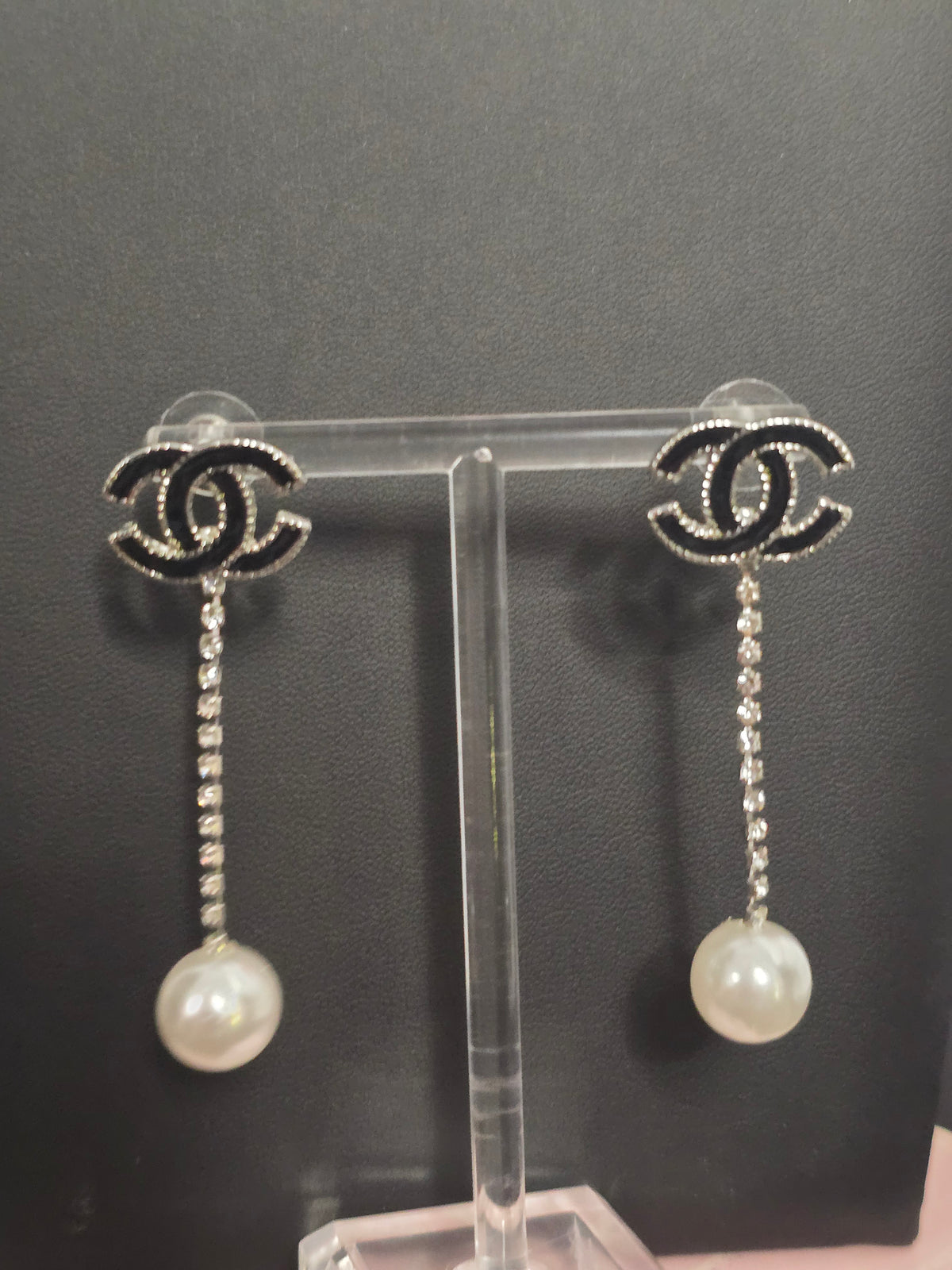 Silver Classy Dangly Earrings