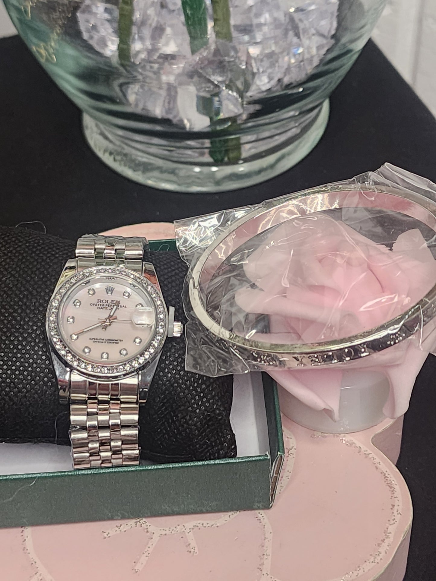 Fashion Silver or Gold Watches