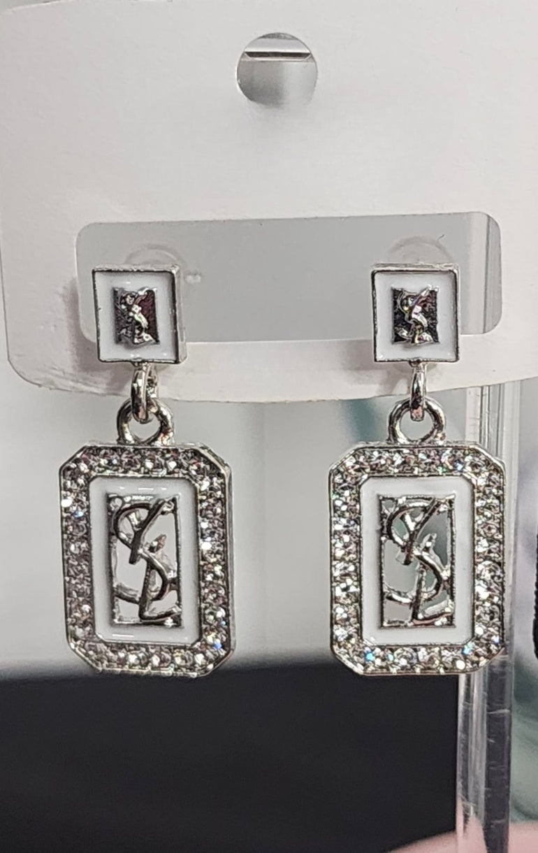 NEW Different Styles Gold and Silver Fashion Earrings (ON SALE )